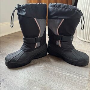 LL Bean Kids Black and Gray Winter  Snow Boots